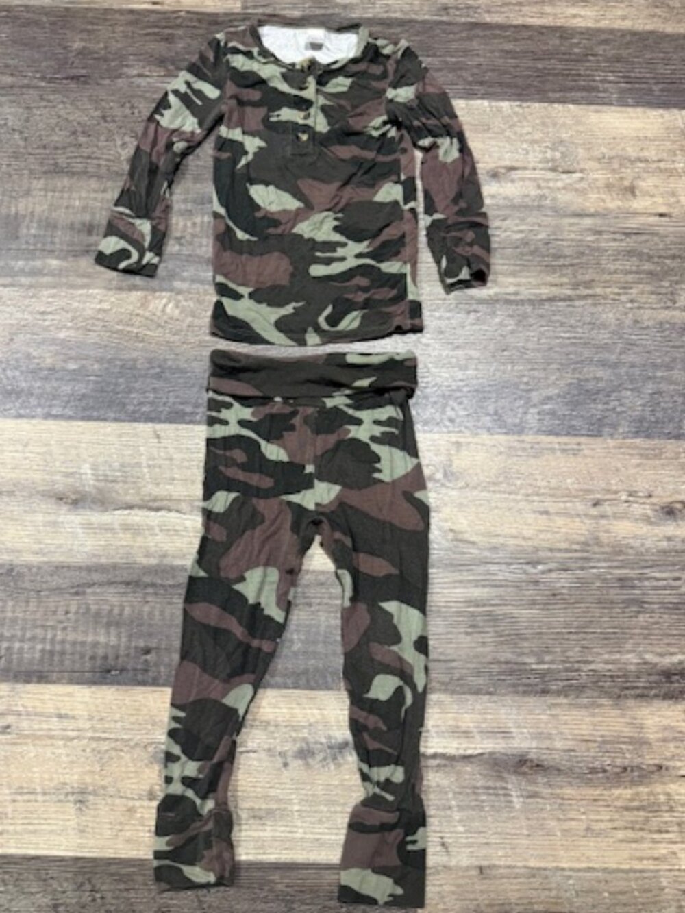 Lou Lou and Company 2T Pajama Set Camo Print